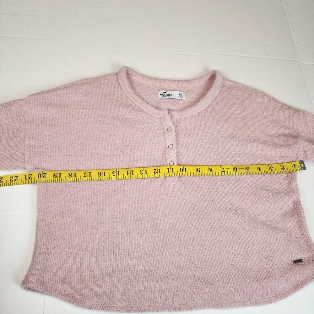 Hollister sz XS women cropped top sweater pink soft long sleeve teens